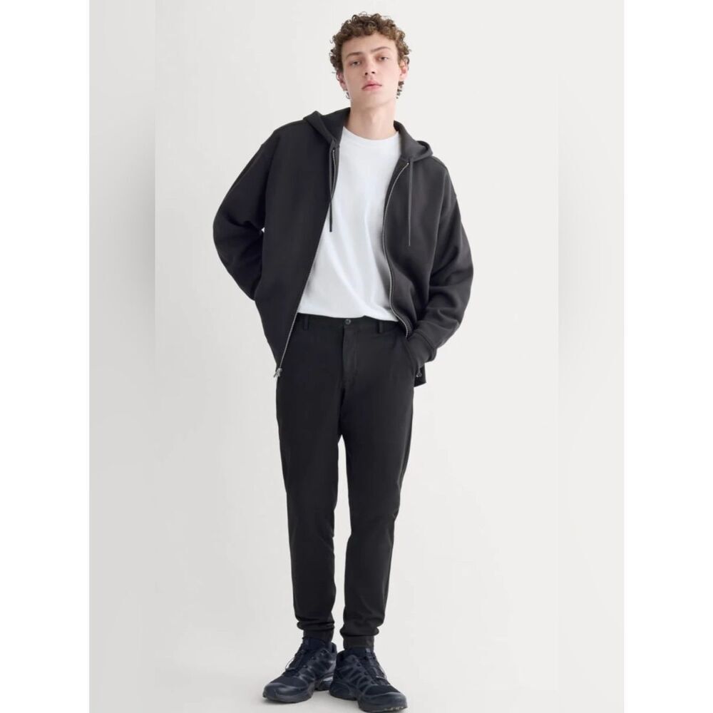 New Everlane THE PERFORMANCE TRAVELER CHINO in Black Size 31 X 32